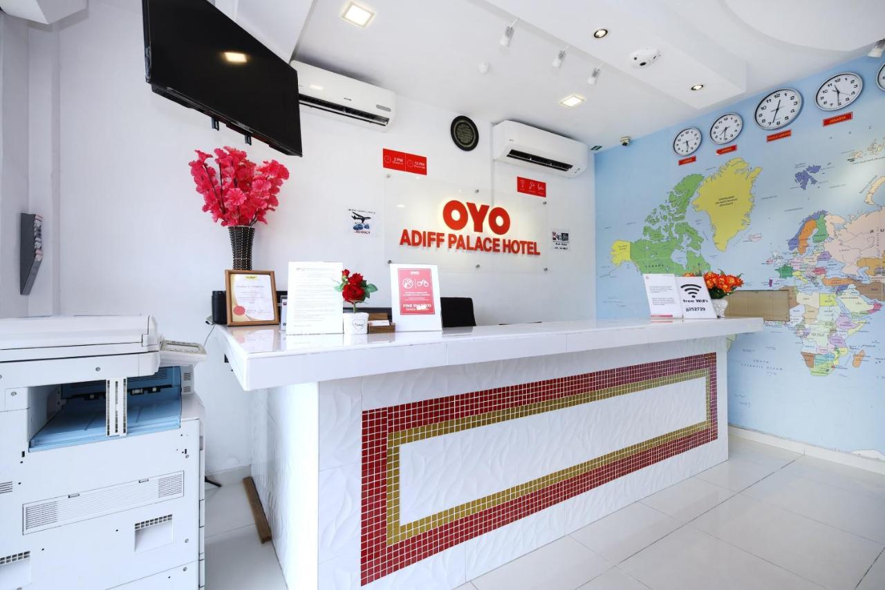 Super Oyo 414 Adiff Palace Hotel Sepang Exterior photo