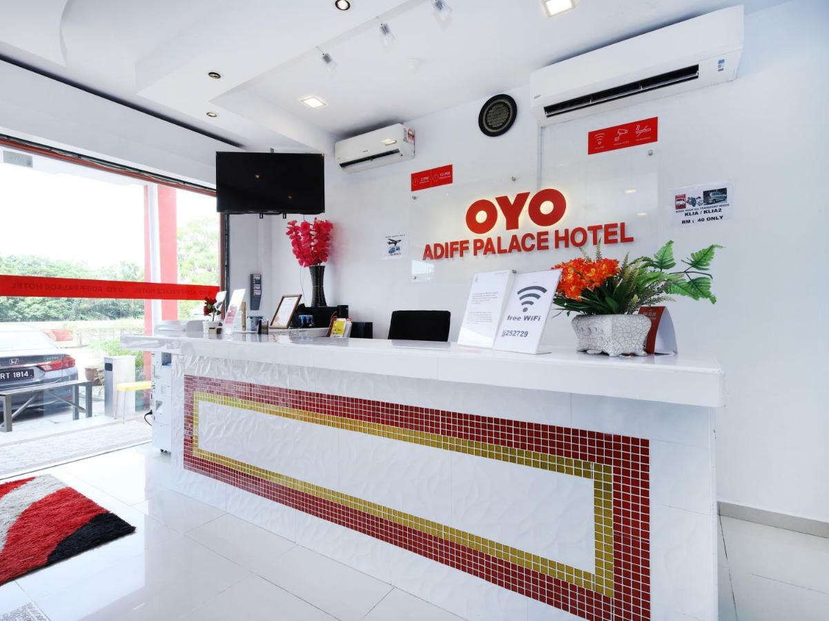 Super Oyo 414 Adiff Palace Hotel Sepang Exterior photo