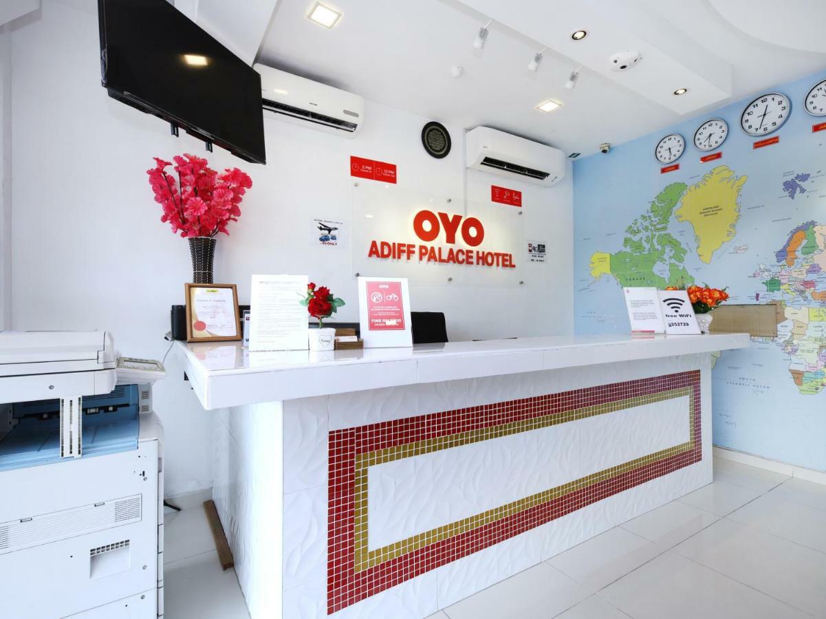 Super Oyo 414 Adiff Palace Hotel Sepang Exterior photo